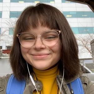 Meet your Posher, Stephanie